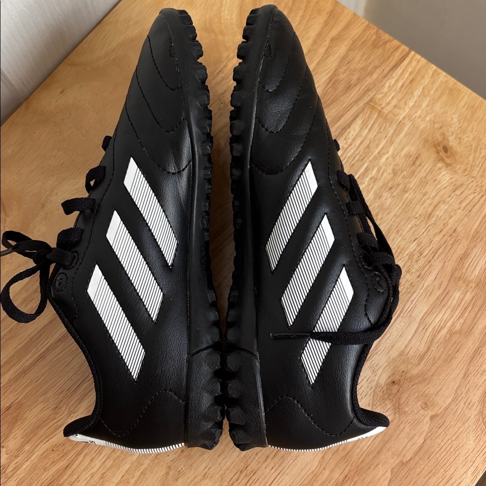 Adidas Black White Turf Shoes-Child Goletto VIII Turf Soccer Shoe size 4.5 - Picture 8 of 9
